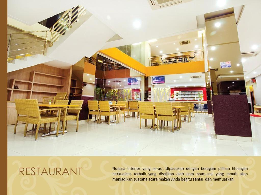 Borneo Hotel Pontianak Exteriör bild
