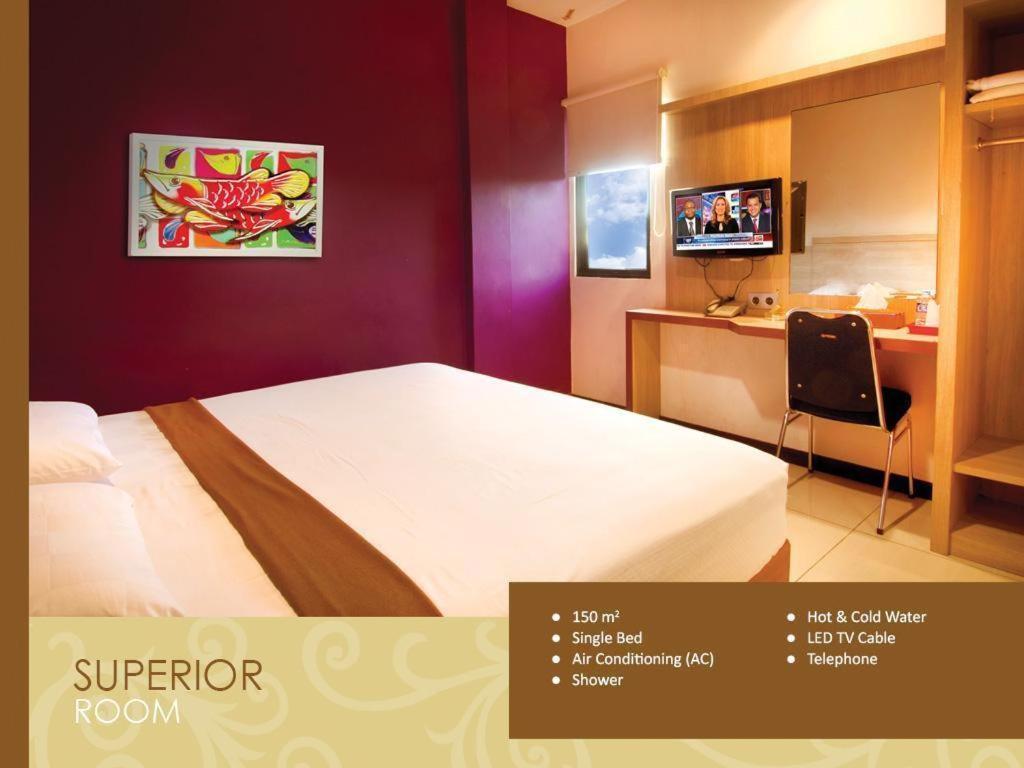 Borneo Hotel Pontianak Exteriör bild