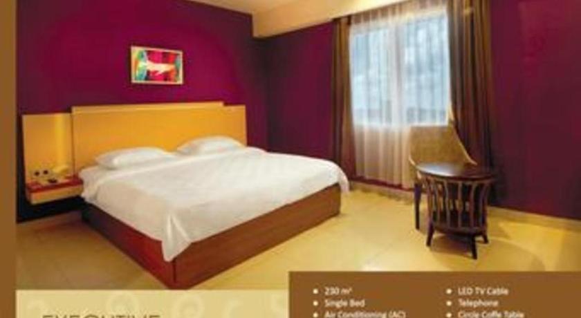 Borneo Hotel Pontianak Exteriör bild