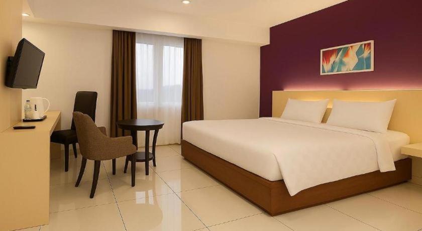Borneo Hotel Pontianak Exteriör bild