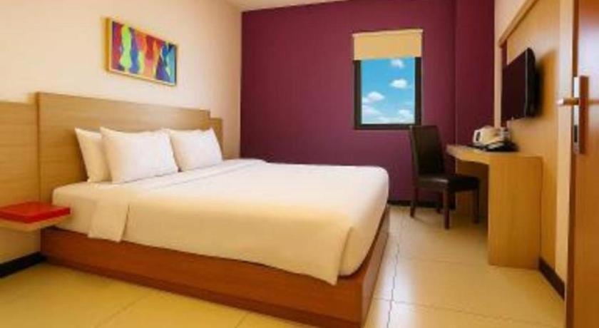 Borneo Hotel Pontianak Exteriör bild